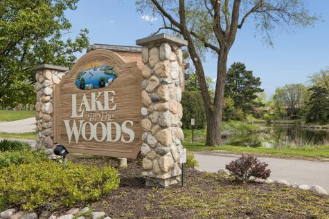 8025 Woodglen Lane Downers Grove IL 60516