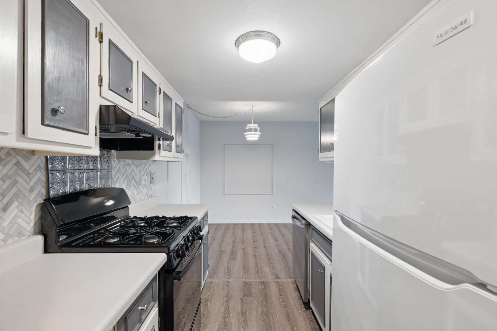 8025 Woodglen Lane Downers Grove IL 60516