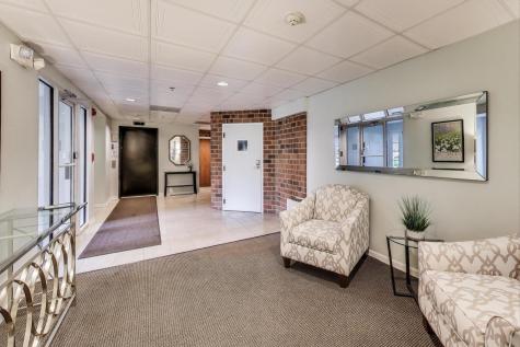 2720 Central Street Evanston IL 60201