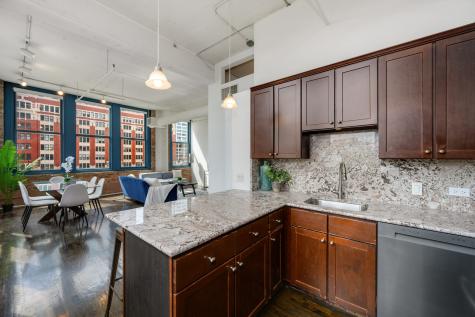 124 West Polk Street Chicago IL 60605