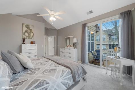 365 Lake Avenue Wauconda IL 60084
