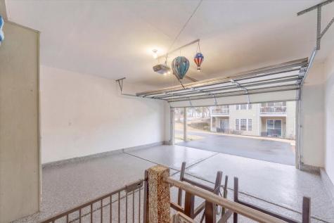 365 Lake Avenue Wauconda IL 60084