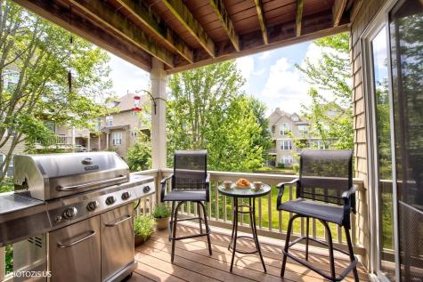 365 Lake Avenue Wauconda IL 60084