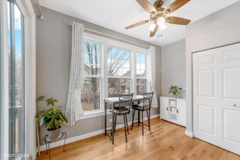 365 Lake Avenue Wauconda IL 60084