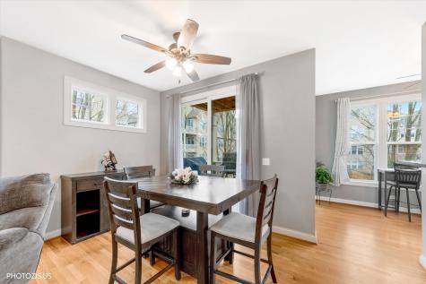 365 Lake Avenue Wauconda IL 60084