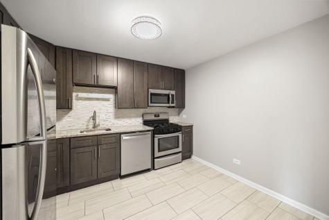535 South Cleveland Avenue Arlington Heights IL 60005