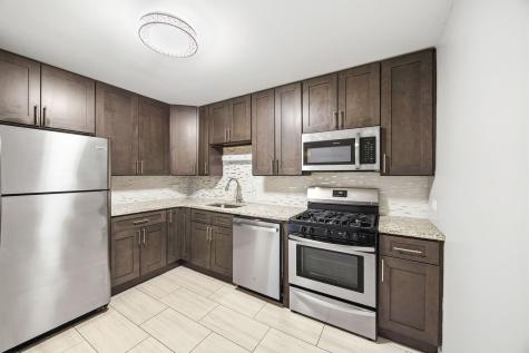 535 South Cleveland Avenue Arlington Heights IL 60005