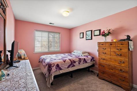 1674 Brightwood Place Aurora IL 60506