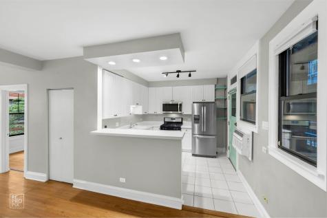 7641 North Eastlake Terrace Chicago IL 60626