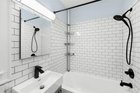7641 North Eastlake Terrace Chicago IL 60626