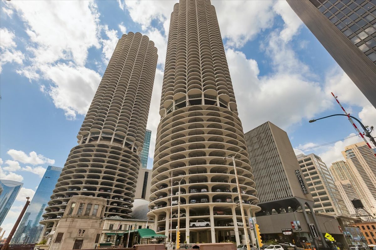 300 North State Street Chicago IL 60654