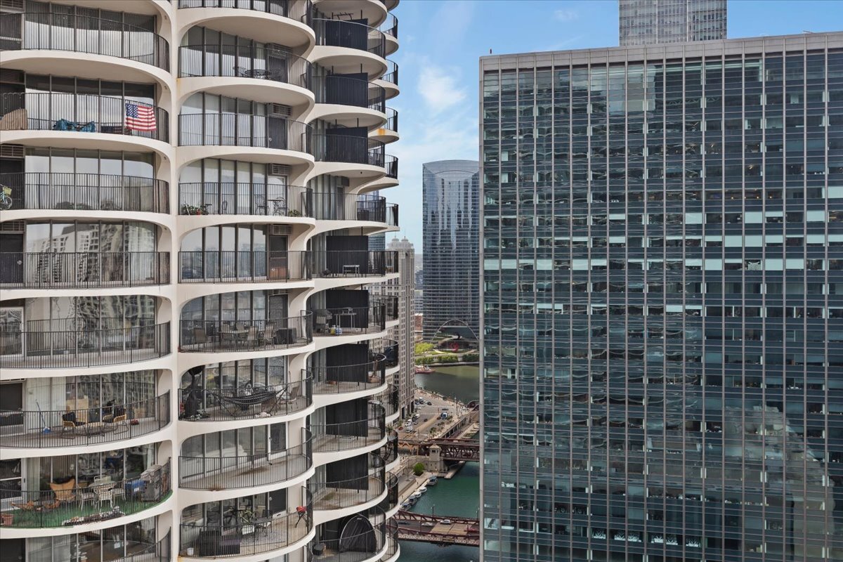 300 North State Street Chicago IL 60654