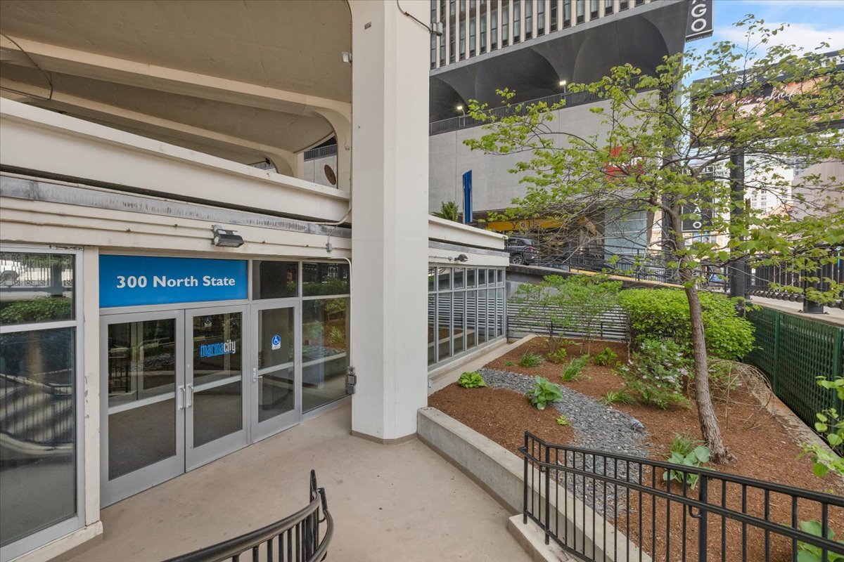 300 North State Street Chicago IL 60654