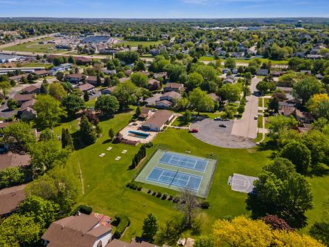 1844 Kerrybrook Court Sycamore IL 60178