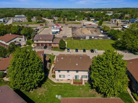 1844 Kerrybrook Court Sycamore IL 60178