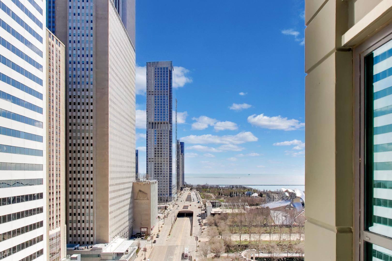 130 North Garland Court Chicago IL 60602