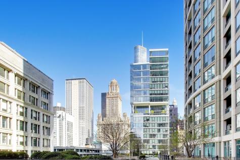 130 North Garland Court Chicago IL 60602