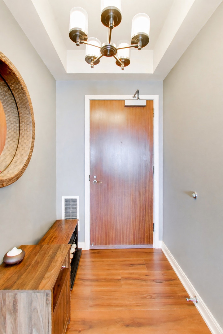 130 North Garland Court Chicago IL 60602