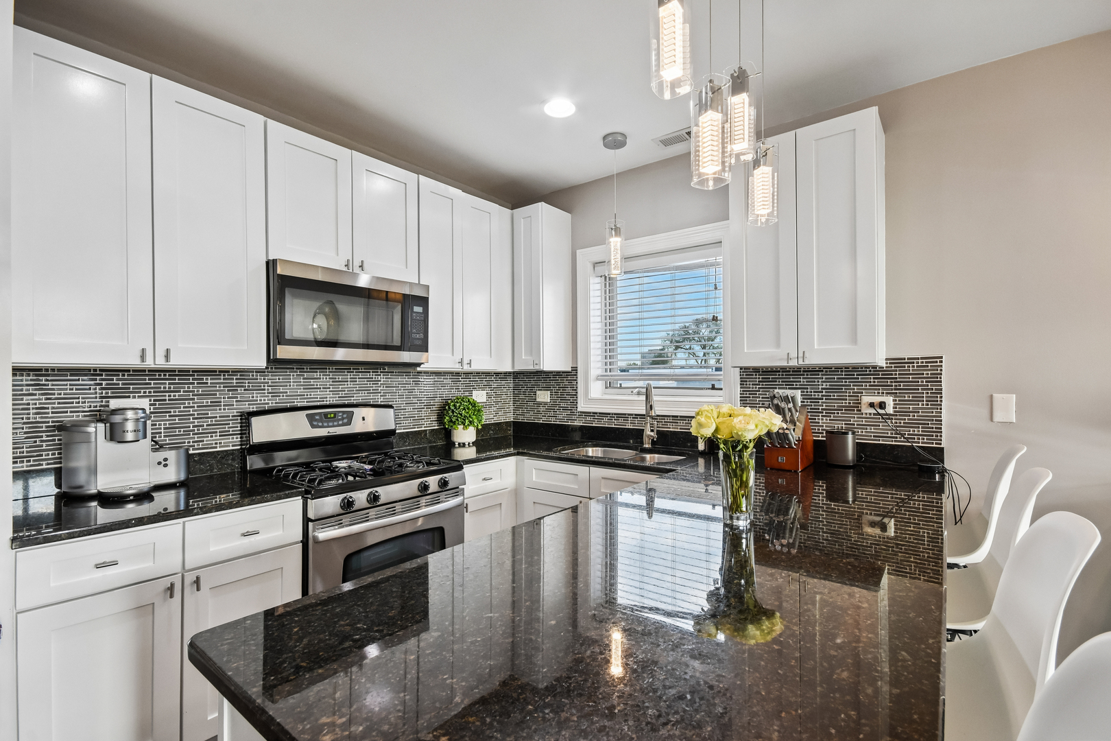 4345 South Indiana Avenue Chicago IL 60653