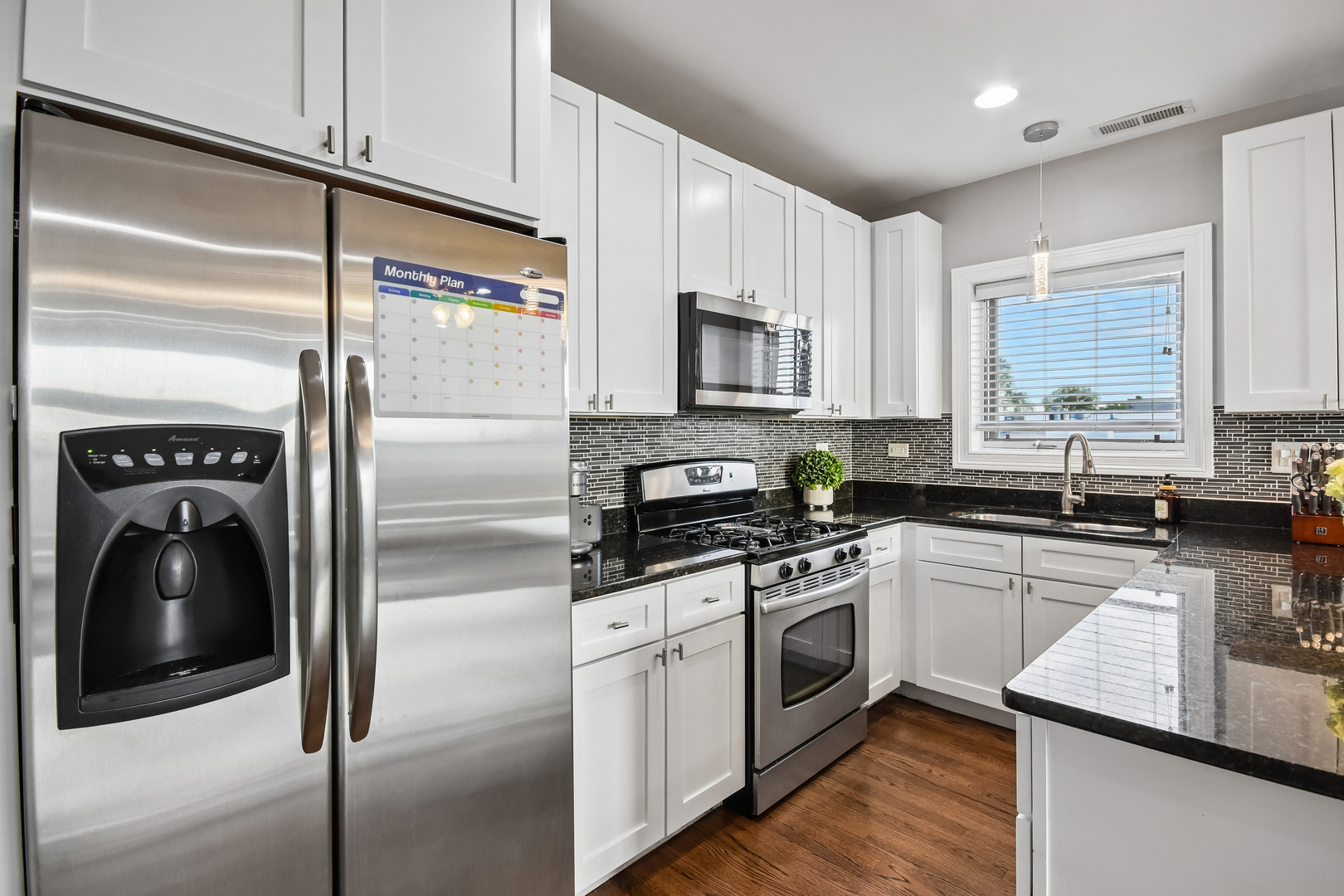 4345 South Indiana Avenue Chicago IL 60653