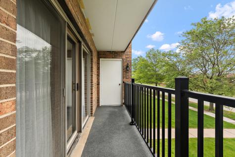 9964 West 153 Street Orland Park IL 60462