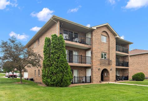 9964 West 153 Street Orland Park IL 60462