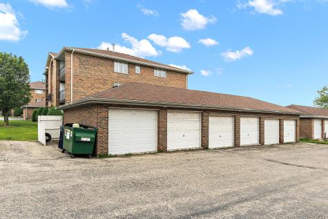 9964 West 153 Street Orland Park IL 60462