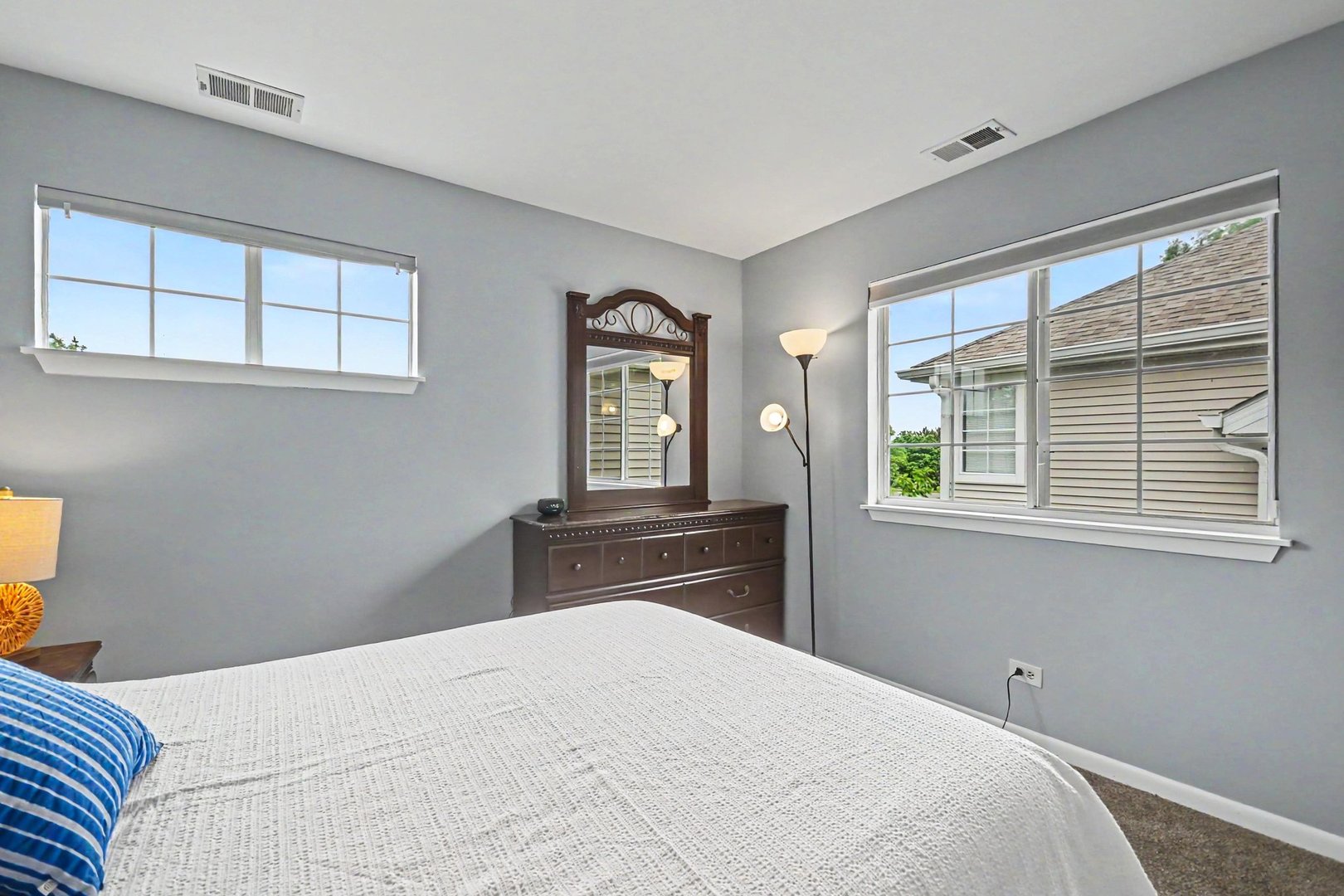 1149 East Cambria Lane Lombard IL 60148