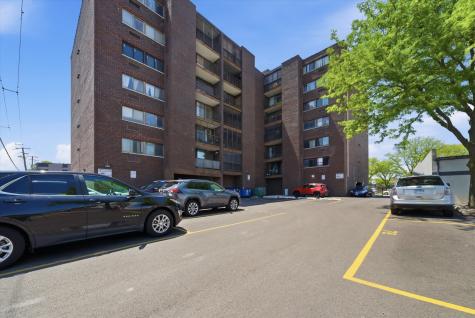 11 West Green Street Bensenville IL 60106