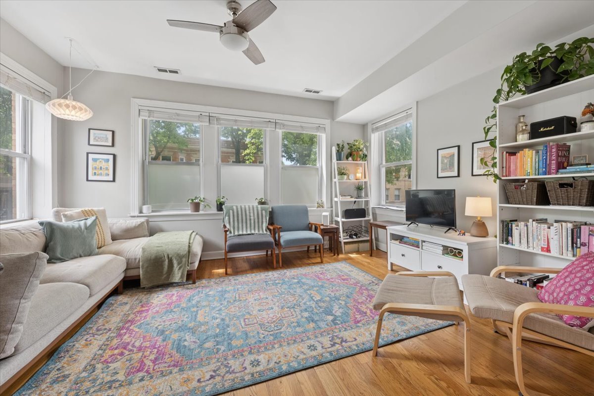 2531 North Talman Avenue Chicago IL 60647