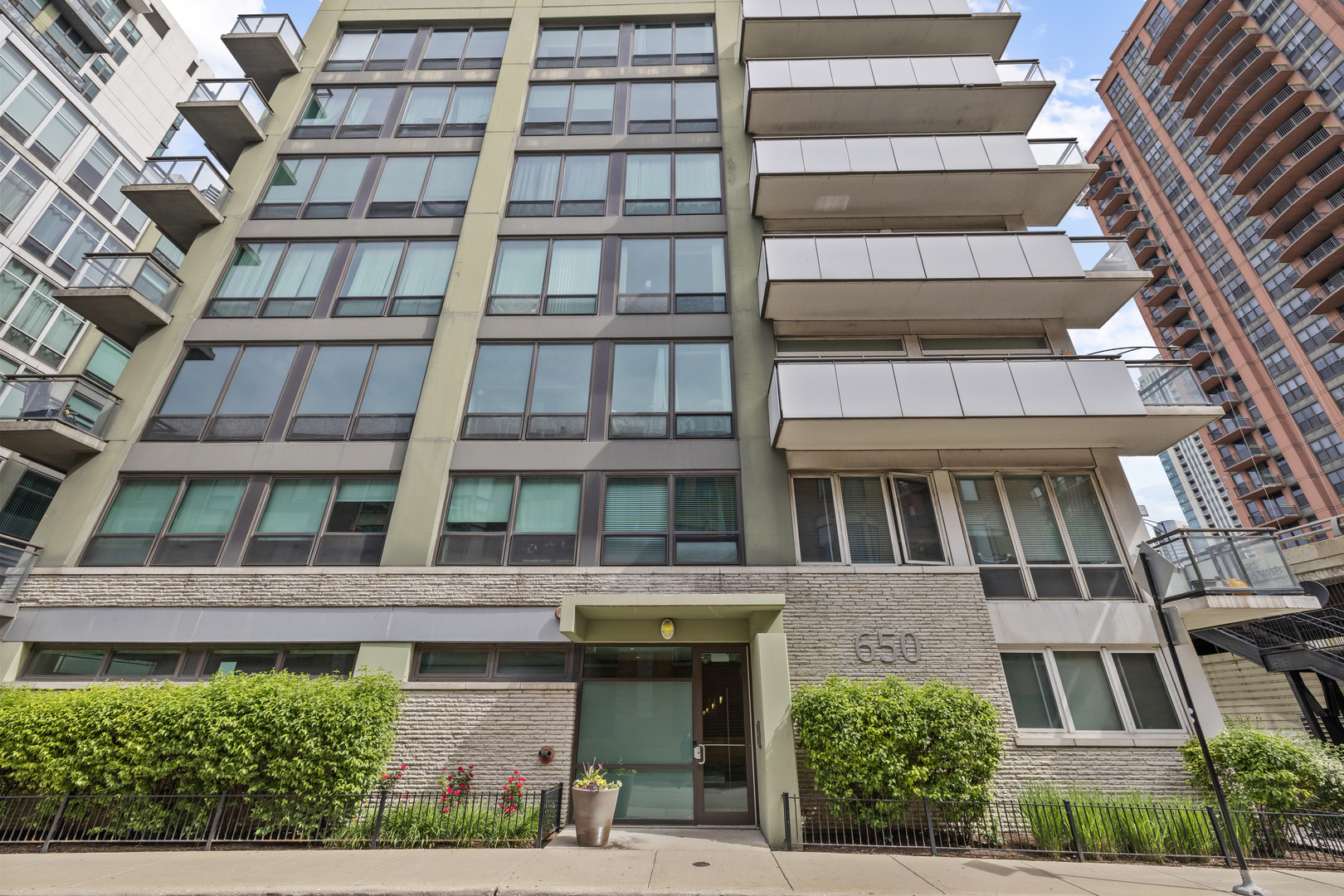 650 West Wayman Street Chicago IL 60661
