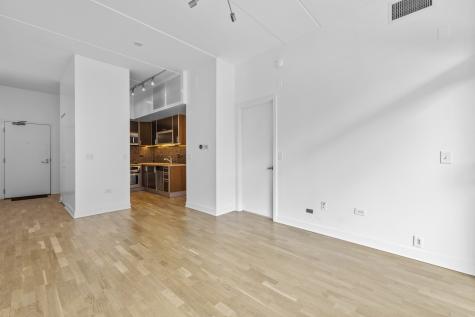 650 West Wayman Street Chicago IL 60661