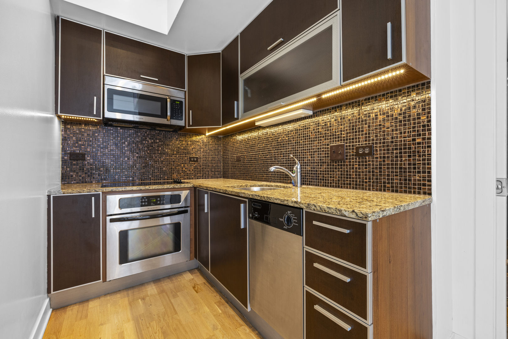 650 West Wayman Street Chicago IL 60661