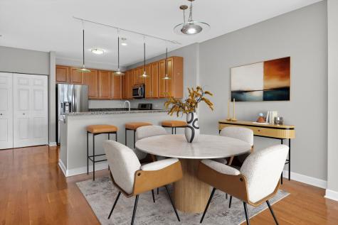 1600 South Prairie Avenue Chicago IL 60616
