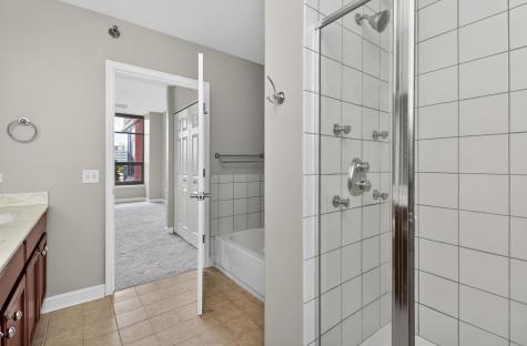 1600 South Prairie Avenue Chicago IL 60616