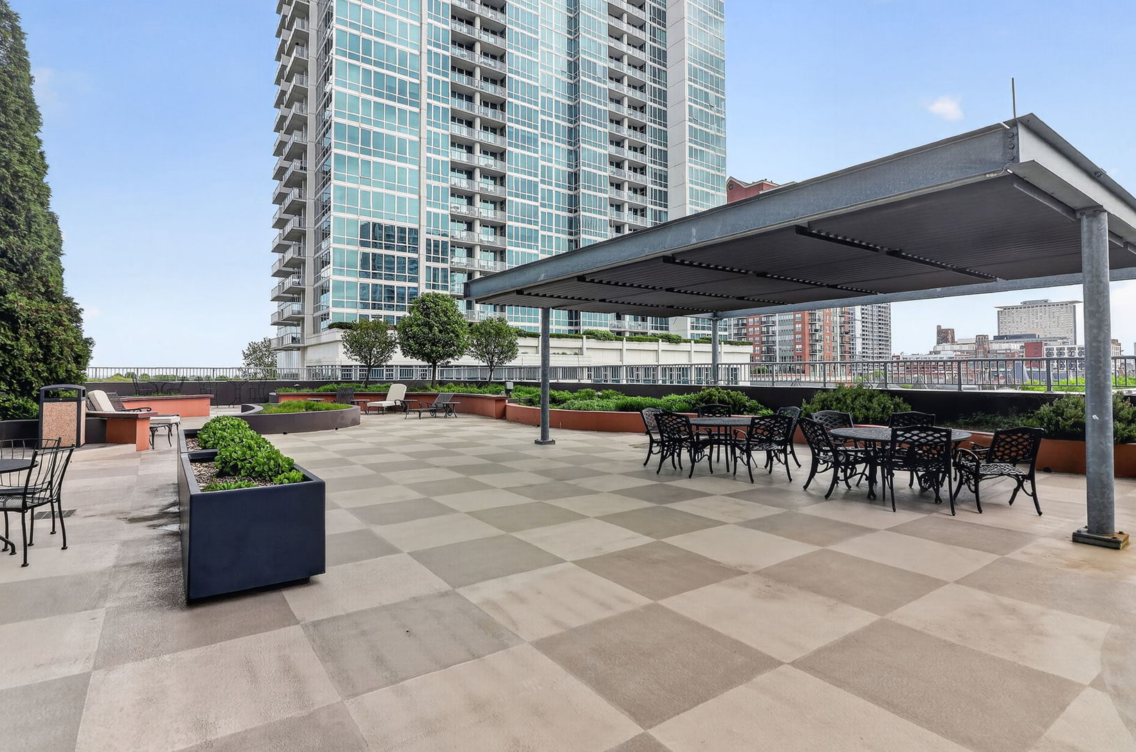 1600 South Prairie Avenue Chicago IL 60616