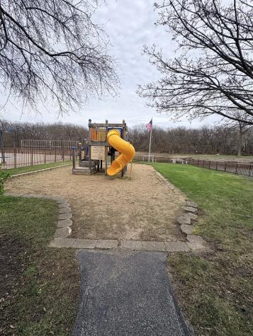 52 Oak Hill Colony Fox Lake IL 60020