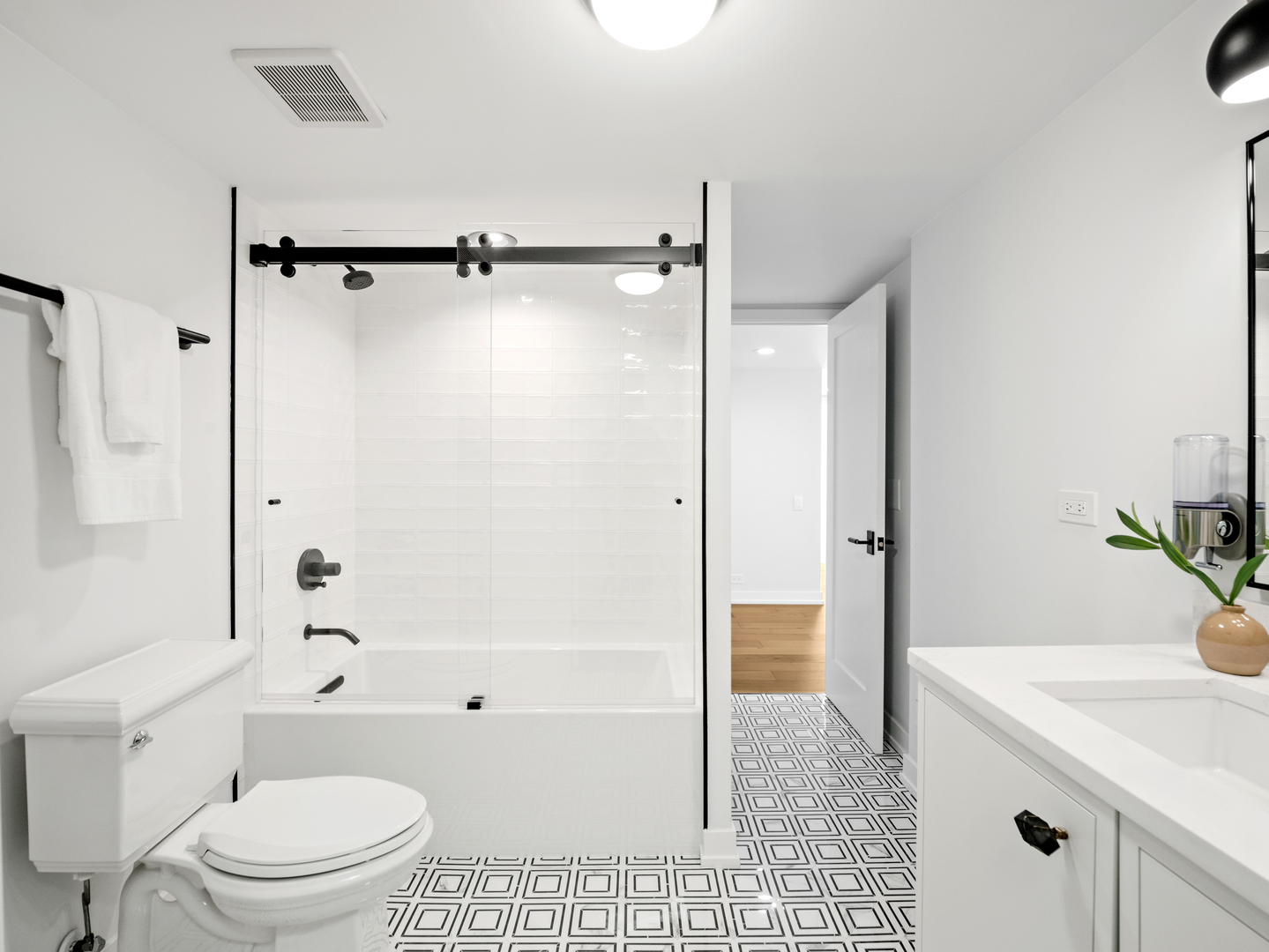 200 East Delaware Place Chicago IL 60611