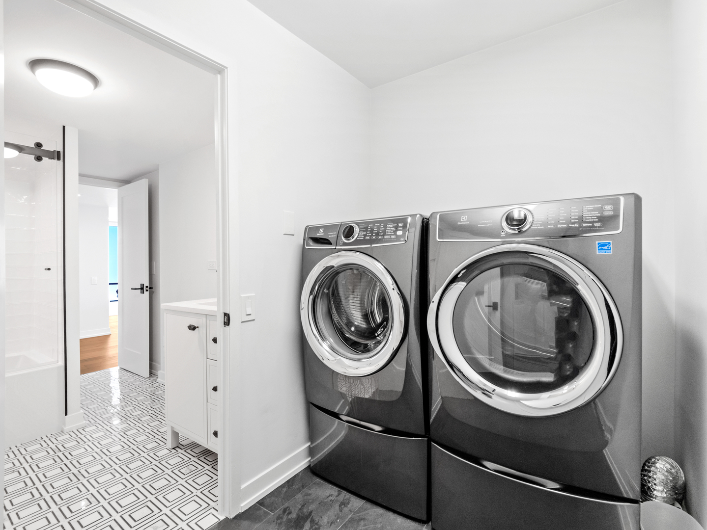 200 East Delaware Place Chicago IL 60611
