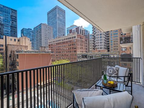 200 East Delaware Place Chicago IL 60611