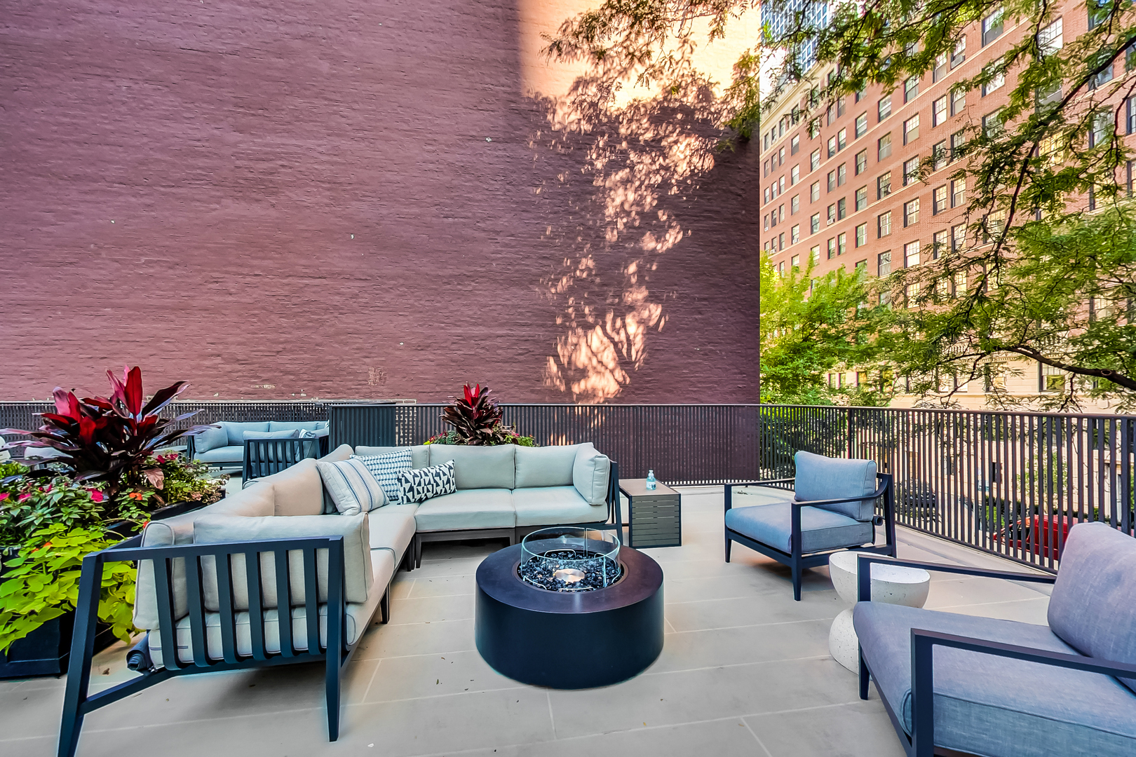 200 East Delaware Place Chicago IL 60611
