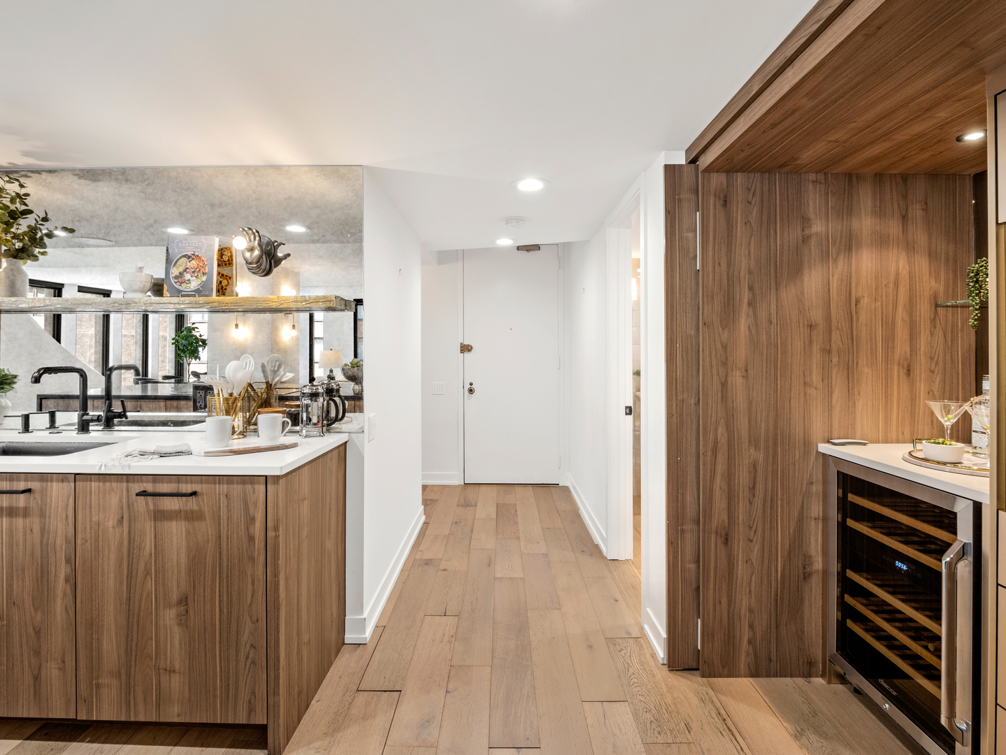 200 East Delaware Place Chicago IL 60611