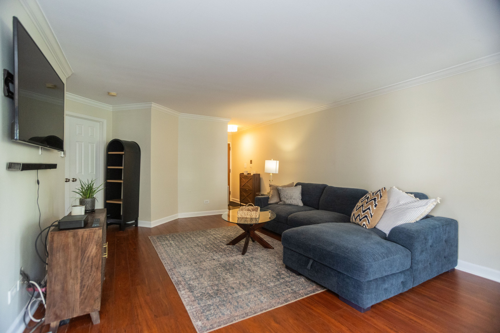 1757 Eastwood Court Schaumburg IL 60195
