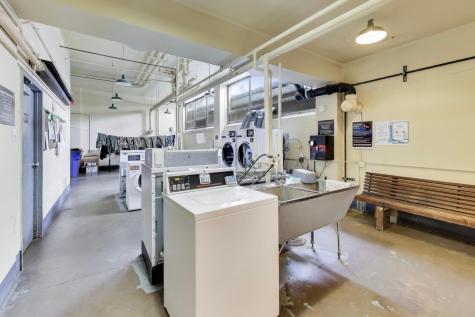 5050 South East End Avenue Chicago IL 60615