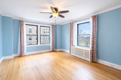 1765 East 55th Street Chicago IL 60615