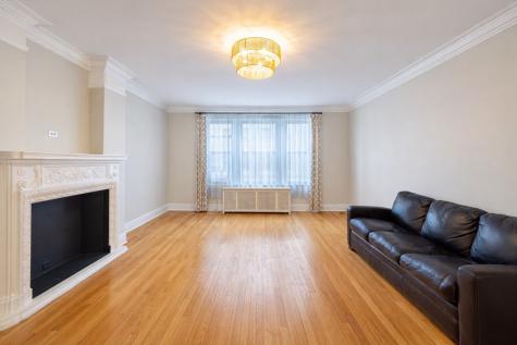 1765 East 55th Street Chicago IL 60615