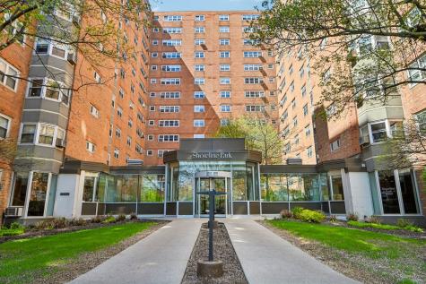 4960 North Marine Drive Chicago IL 60640