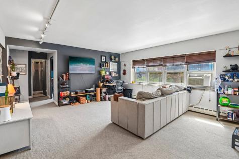 4960 North Marine Drive Chicago IL 60640