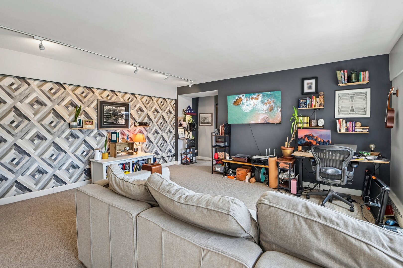 4960 North Marine Drive Chicago IL 60640