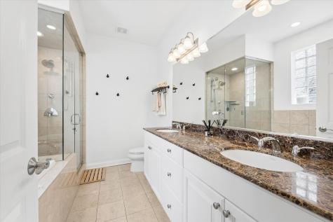 3827 North Greenview Avenue Chicago IL 60613